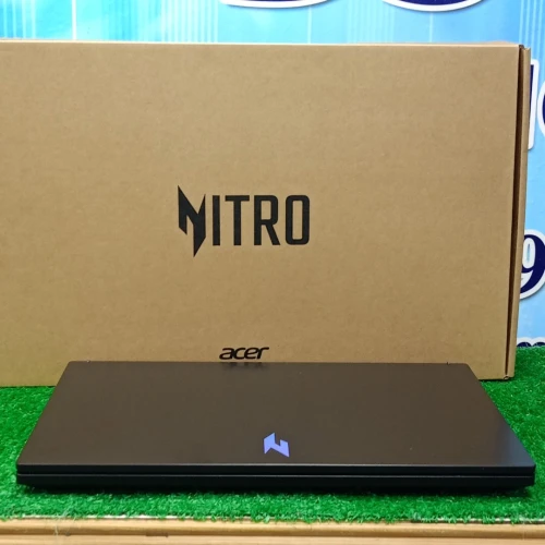 Acer Nitro V15 AMD Ryzen 7 7735HS RAM 16Gb 1TB SSD RTX 4060 8GB écran15.6144GHz Neuf jamais utilisé