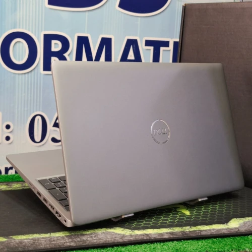 Dell Latitude 5550 ultra 5 135u 16gb ddr5 256ssd 15.6fhd neuf sous emballage