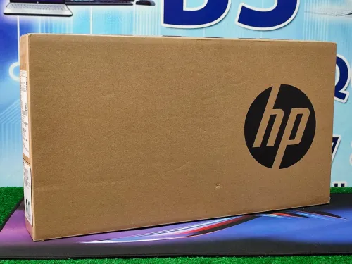 HP Laptop 15 i7 1355U 8GO RAM 512SSD 15.6 FHD Nvidia MX570 02GO GDDR6 JAMAIS UTILISÉ SOUS EMBALLAGE 