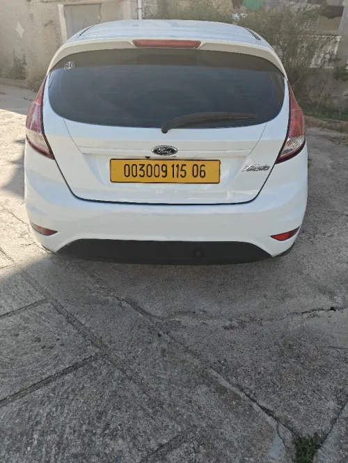 Ford Fiesta 2015 Trend Look
