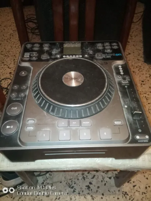 Sono ( dj professionnelle) prix 250 millions 