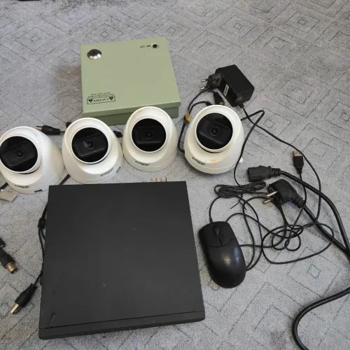 Caméra de surveillance كاميرات مراقبة