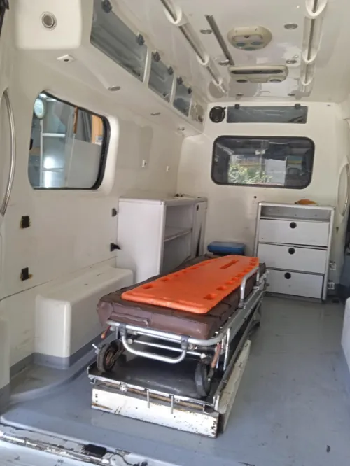 Ambulance Master et boxer 2008