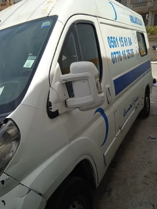 Ambulance Master et boxer 2008