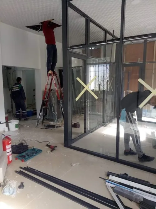 tout travaux cloisons  amovibles et tout type de séparations