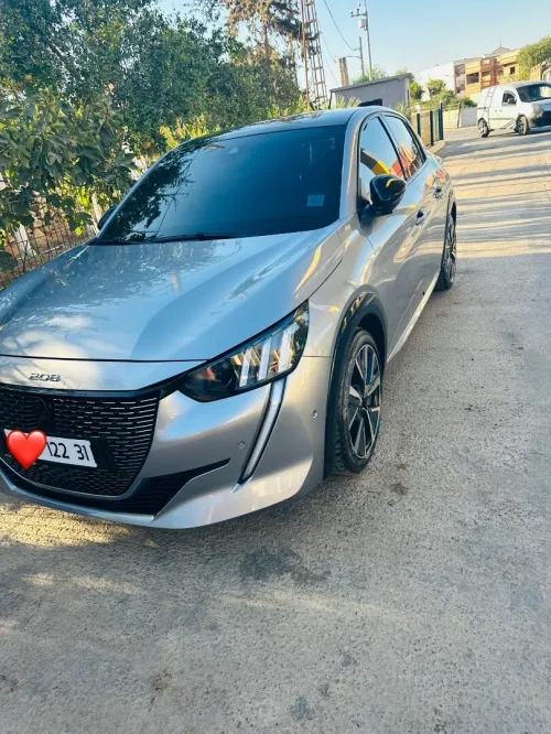 Peugeot 208 2022 GT