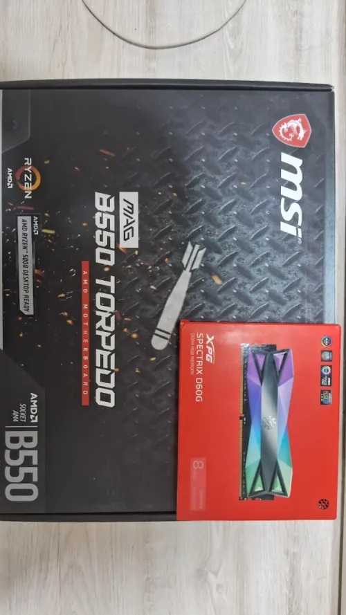 B550 msi torpedo +ram xpg d60 16g argb