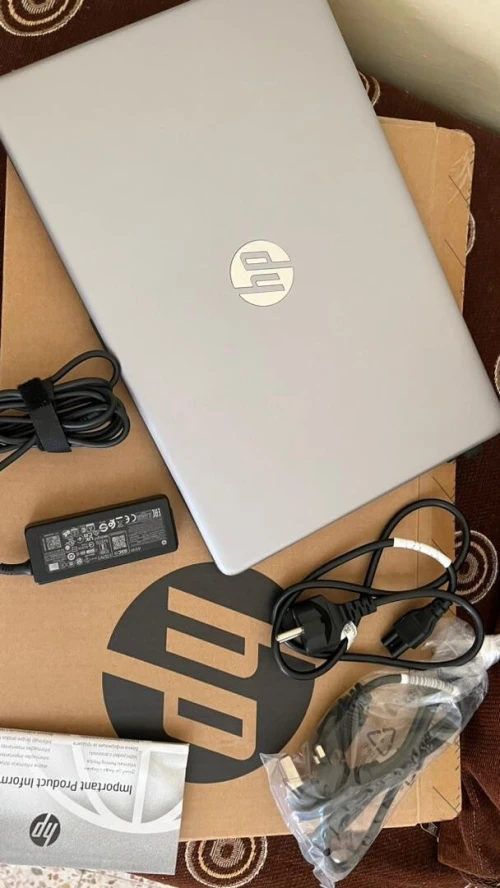 Hp notebook pc i5 8g ram 250 gb ssd