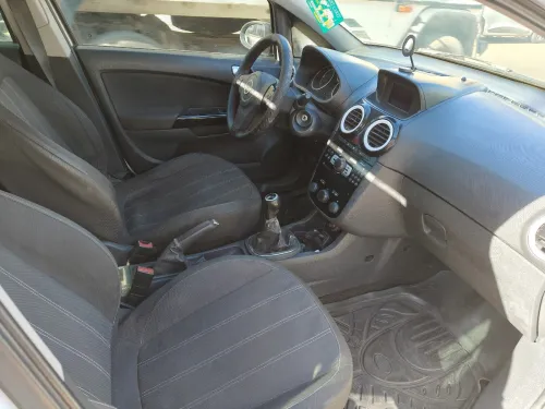 Opel Corsa 2014 Color Edition
