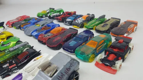 Voitutres miniatures hot wheels 