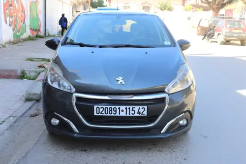 Peugeot 208 2015 Access Facelift
