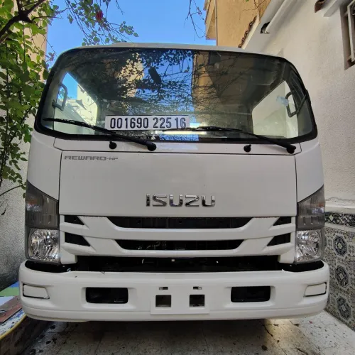 Isuzu NPR 71 Super jombo clim 2025