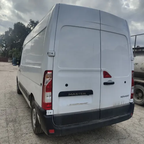 Renault master 3 paño صافي 2025