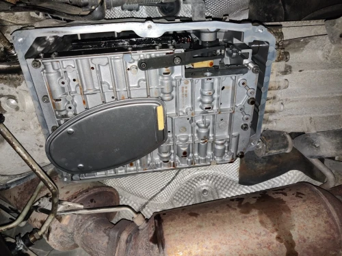Vidange de Boite vitesse automatique_ Avec Machine BrainBee - MAHLE AGC 9280