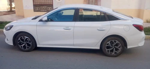 MG MG5 2025 MG5