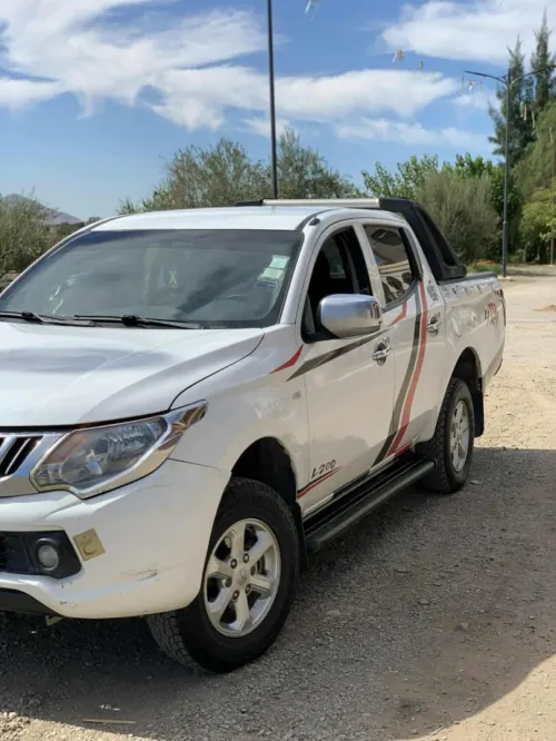 Mitsubishi L200 2019 Doube cabine Evolution