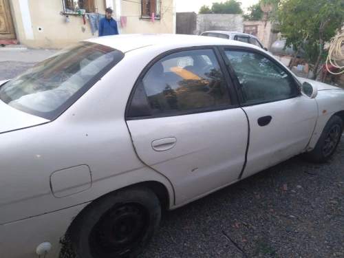 Daewoo Nubira 2000 Nubira