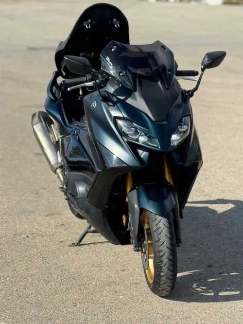Yamaha T Max 2021