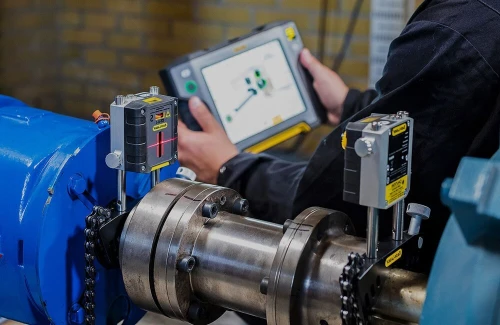 Alignement laser des machines tournantes (pompes, moteurs, compresseurs, turbines)