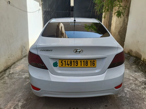Hyundai Accent RB  4 portes 2018 Accent RB  4 portes