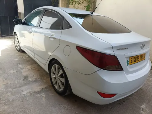 Hyundai Accent RB  4 portes 2018 Accent RB  4 portes