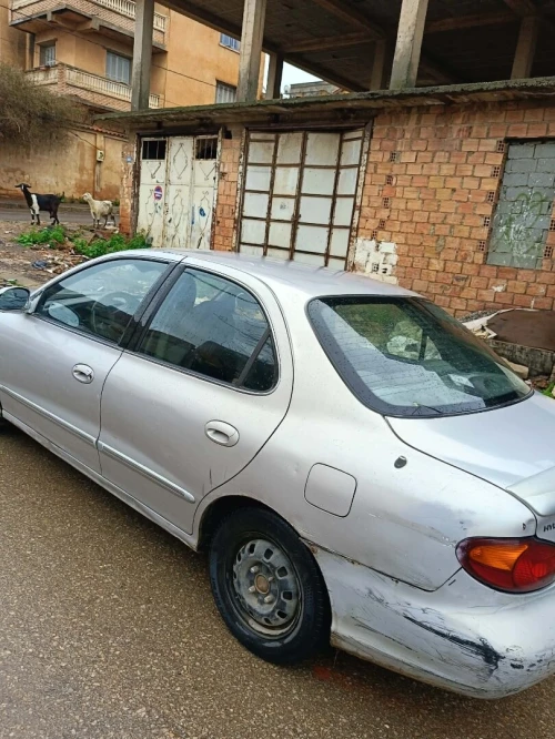 Hyundai Lantra 2001 2001