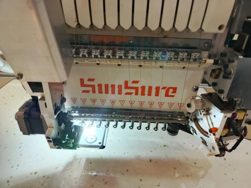Machine broderie 12