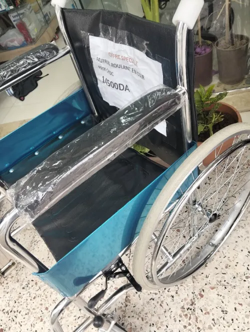 Chaise roulante adulte