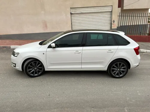 Skoda Rapid Spaceback 2015 Edition