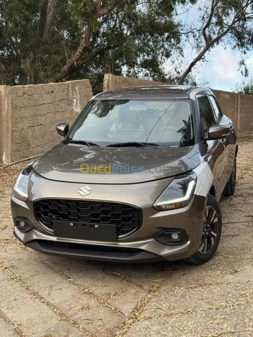 Suzuki Swift 2025 GLX