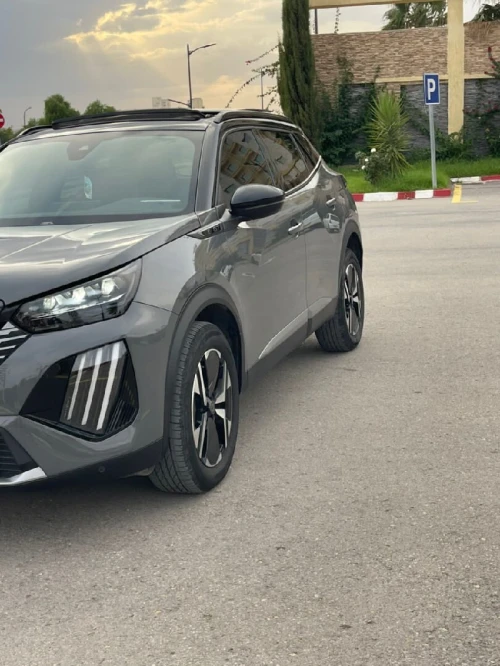 Peugeot 2008 2024 GT