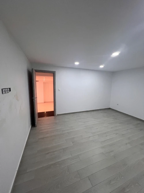 Location Local Oran Oran
