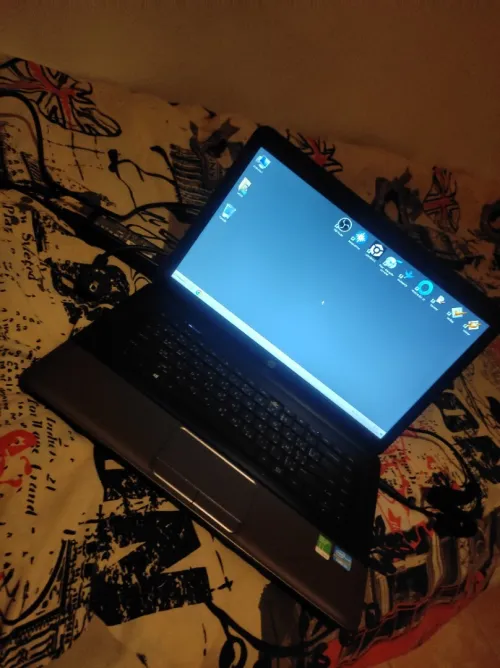 HP 630 i3 