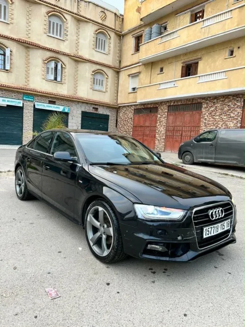 Audi A4 2015 S Line +
