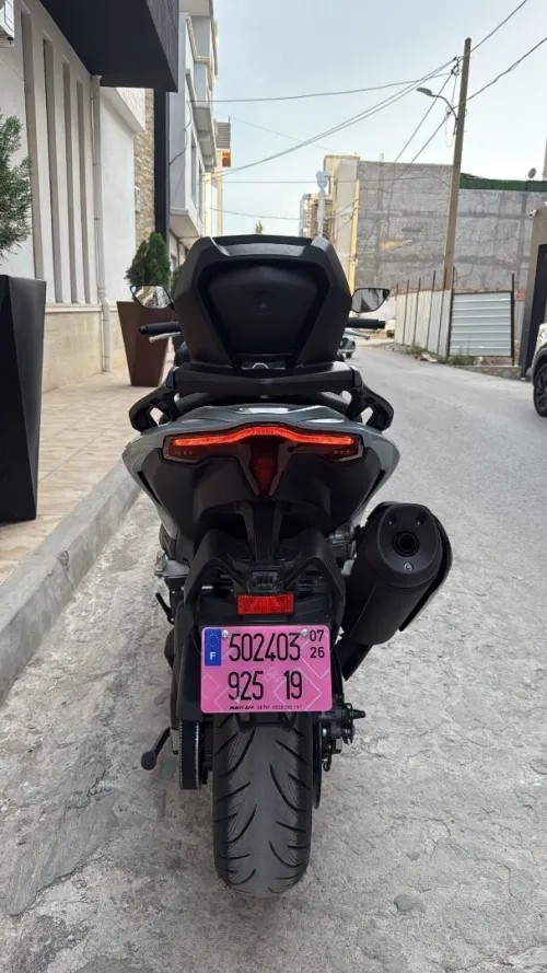 Yamah Tmax 563 2025
