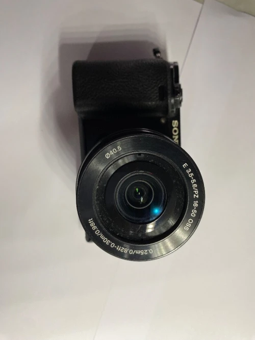 Sony A6000