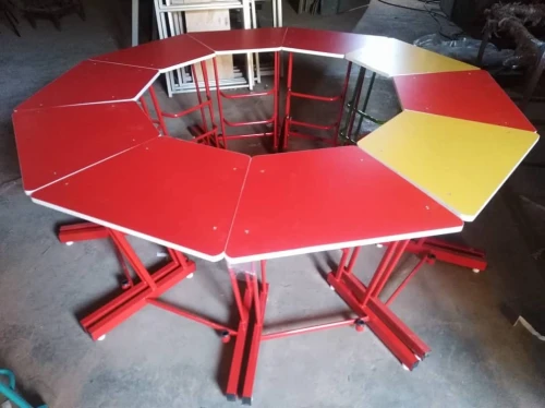 Fabrication de tables scolaires