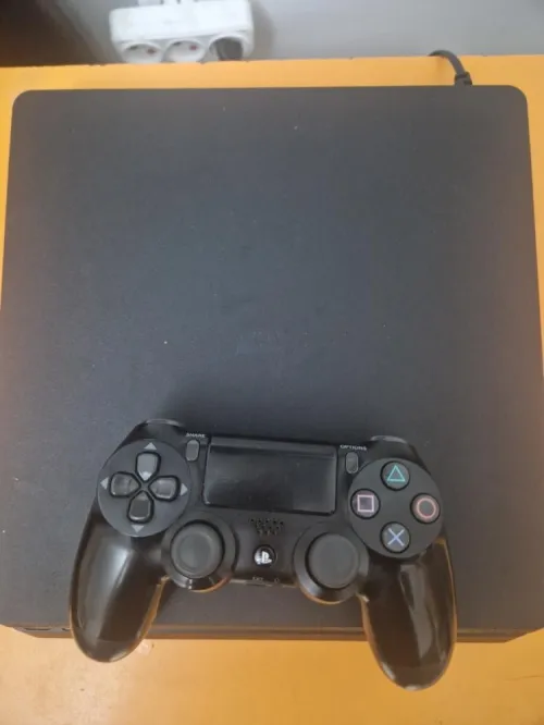 Ps4 slim
