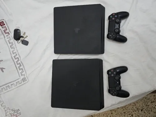 Ps4 slim 1tb et 500g v13.00