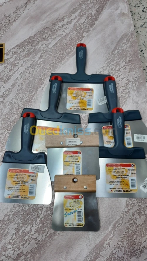 Couteau inox bord arrondi pour plaquiste