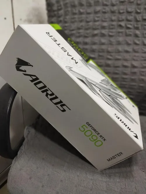 Gigabyte AORUS GeForce RTX 5090 MASTER 32G**PROMO**
