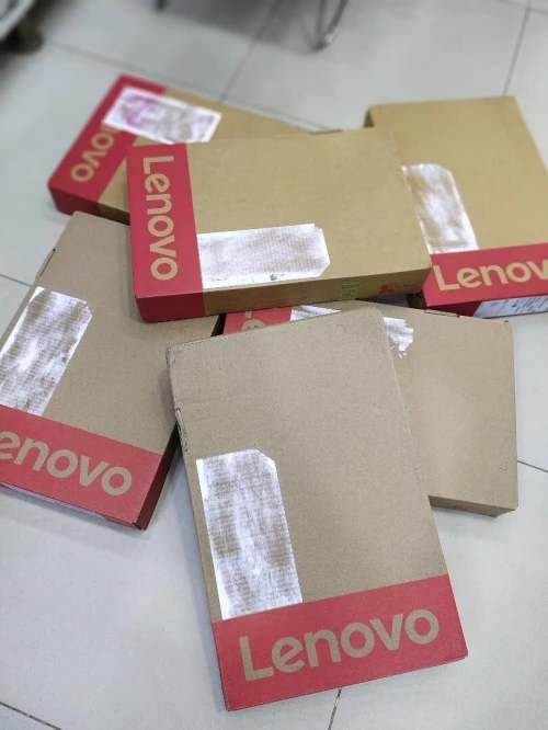 LENOVO THINKPAD E16 GEN2  Ryzen 7 7735U /RAM= 16 GB/SSD 512GB /ECRAN 16" FHD