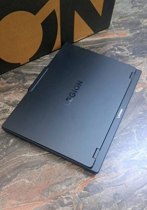 Lenovo Legion Pro 5i ULTRA 7 255HX /RTX 5060/RAM 16GB /SSD 1TB /ECRAN 16" OLED 165