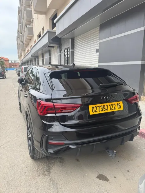 Audi Q3 2022 S Line compétition