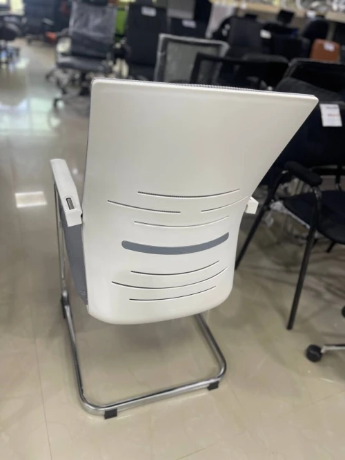 Chaise pdg opérateur visiteur