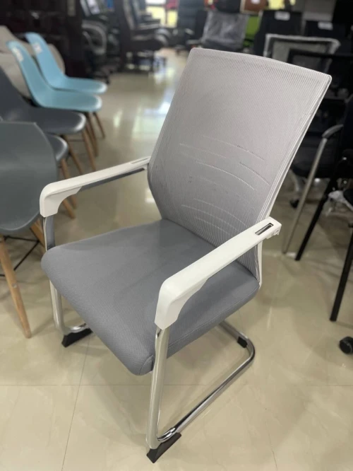 Chaise pdg opérateur visiteur