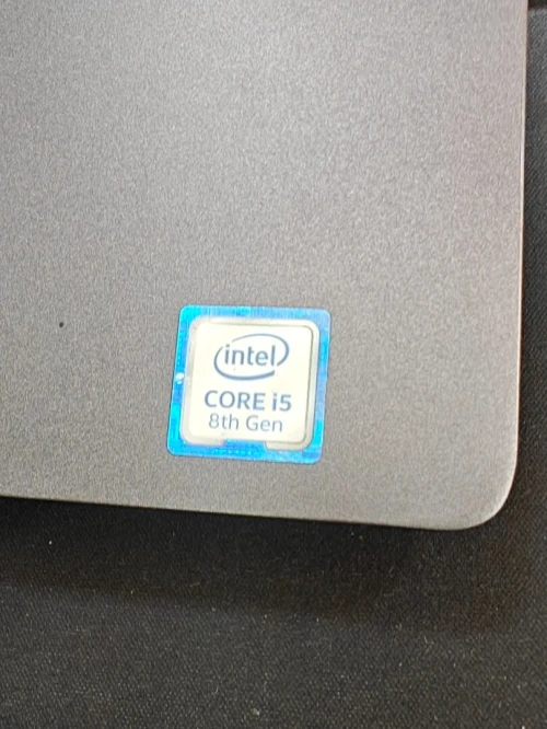 DELL LATITUDE 5400 INTEL CORE I5 8365U 8GB 256GB SSD 14,1 POUCES AZERTY LUMINEUX