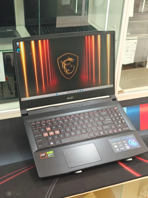 MSI KATANA A15 AMD RYZEN 7 8845HS 16GB 512GB SSD NVME 15,6 QHD 165HZ NVIDIA RTX 4060 8GB