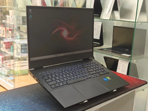 HP OMEN 16 I7 12700H 16GB 512GB SSD RTX 3050TI 4GB 16,1 FULLHD