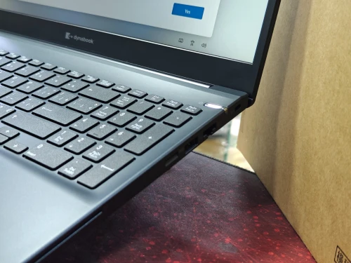 TOSHIBA TECRA A50-K I5 1245U VPRO 16GB 256GB SSD 15,6 FULLHD TACTILE NEUF SOUS EMBALLAGE 
